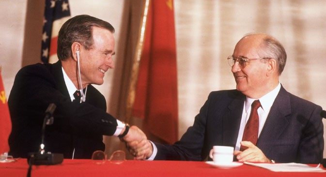 М. С. Горбачев и Дж. Буш старший